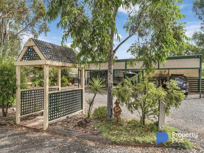 28 Calder Highway, Wedderburn