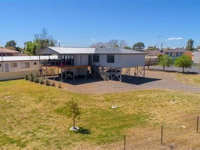 52 Hill Street, Forbes