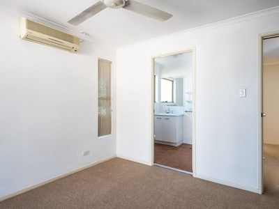 1 / 11 Doonella Street, Tewantin