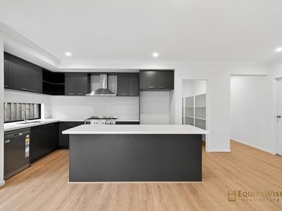 42 Social Street, Tarneit