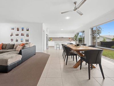 3 Nandina Court, Upper Coomera