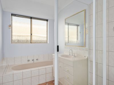 6 Trevaskis Street, Somerville