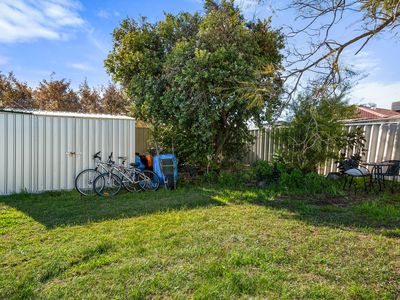 24 MANLY CRESCENT, Warnbro