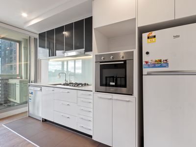 902 / 429 Spencer Street, West Melbourne