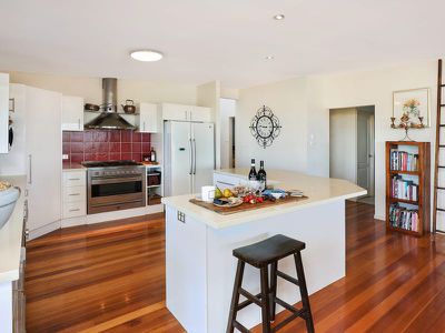 41 Albatross Avenue, Aroona