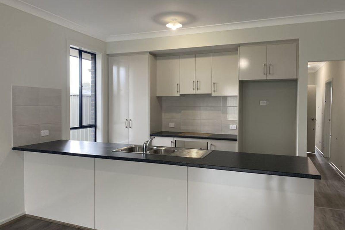 11 Linke Lane, Evanston South