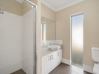 3 / 64 Dowitcher Loop, Gosnells