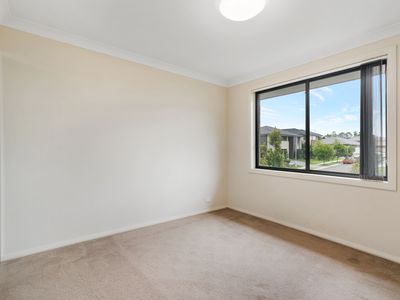 29 Three Bees Drive, Glenfield