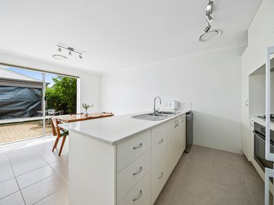 43 Sawooth Bend, Banksia Grove