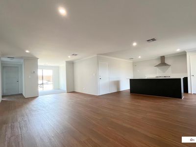 5 Bonsall Way, Ravenswood