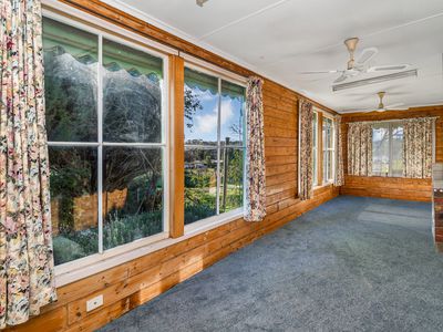 26 Craven Crescent, Heathcote