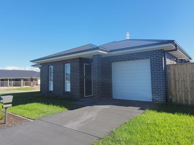 261 Settlers Boulevard, Chisholm