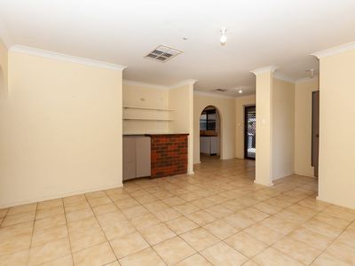 5 Redtingle Road, Camillo