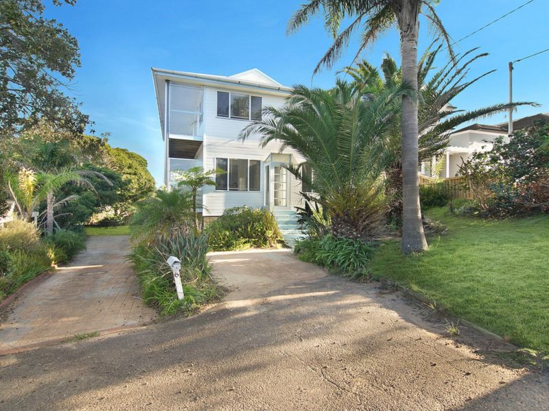 1 / 6 Tiarri Crescent, Terrigal