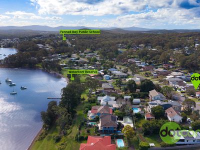 108 Bay Road, Bolton Point