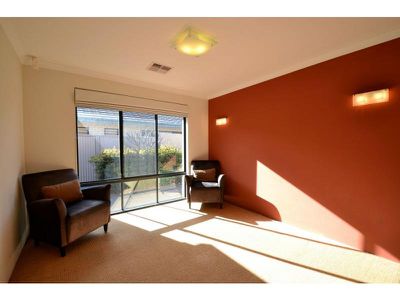 22 Caversham Bend, Southern River