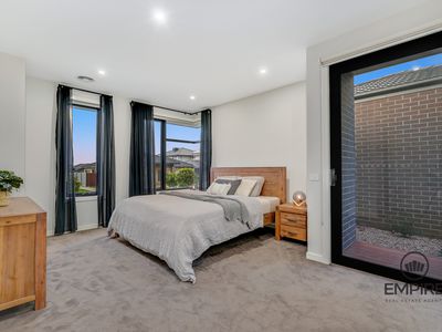 42 Hollywell Road, Clyde North
