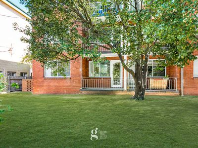 1 / 5 Bank Street, Meadowbank
