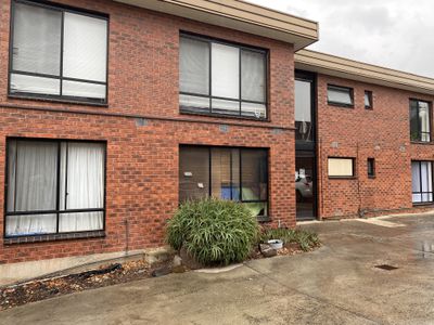 4 / 7 Hatfield Court, West Footscray