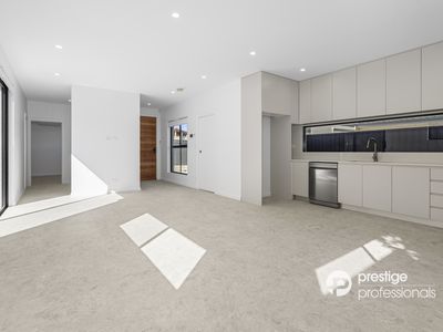 3 / 5 Elouera Crescent, Moorebank