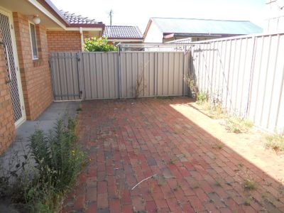 2 / 12 Jeffries Street, Port Macdonnell