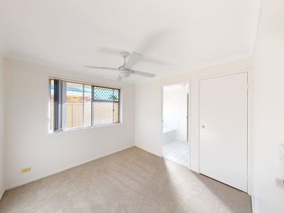 5 Ripponlea Street, Robina