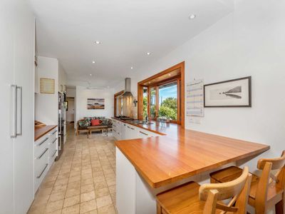 4 Woggoon Terrace, Ocean Shores