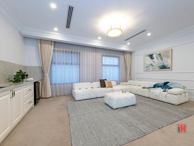 17 First Avenue, Kew