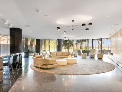 217 / 74 Queens Road, Melbourne