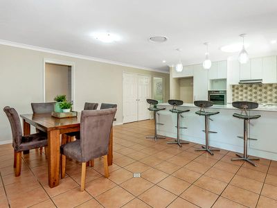 85 Oxford Pde, Forest Lake