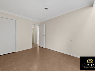 8 Uplands Court, Narre Warren