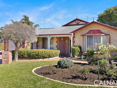 2A  Leeton Close , Halls Head