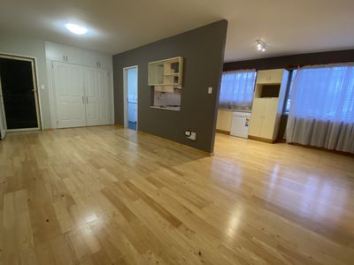 1 / 17 Pur Pur Avenue, Lake Illawarra