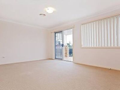 3 Larmar Place, West Hoxton