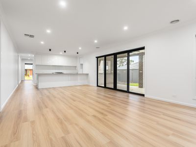 30 HILLFORD CIRCUIT, Thurgoona