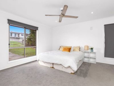 27 Wootton Crescent, Springwood