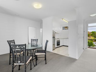 23 / 186 Lake Street, Cairns North