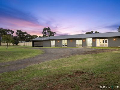 2-4 Outlook Ride, Kurunjang