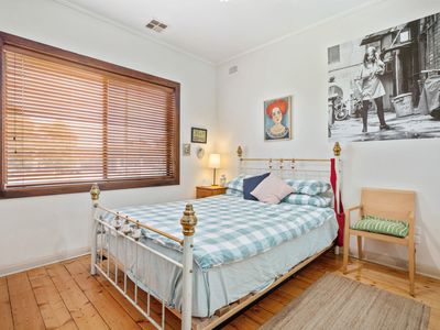 4 Mooltan Avenue, Largs North