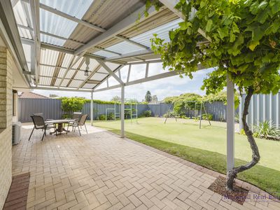 32 Thicket Circuit, Banksia Grove