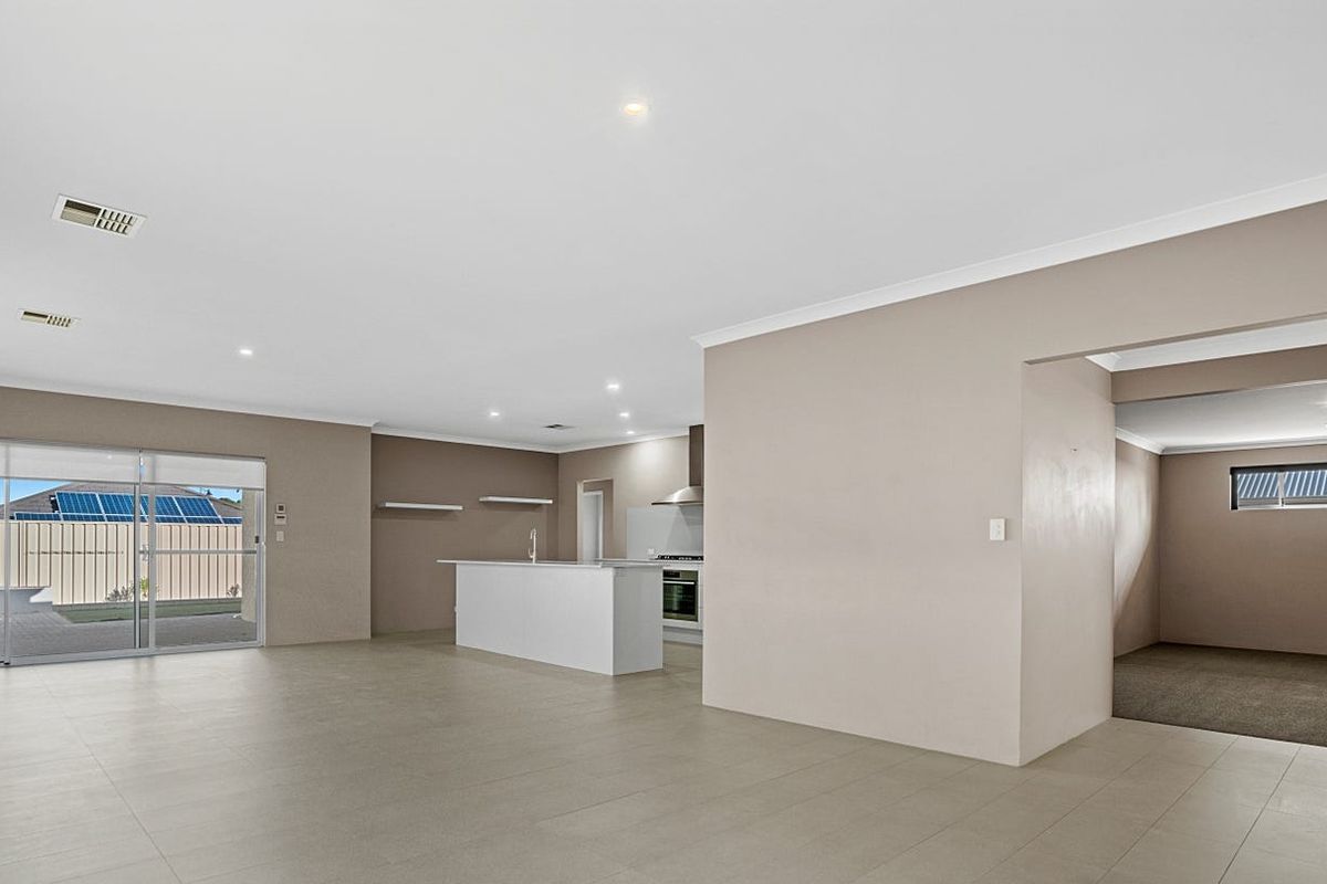 21 Pinelle Parkway, Aubin Grove