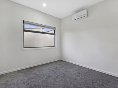 5/8 Hibiscus Court, Heidelberg West