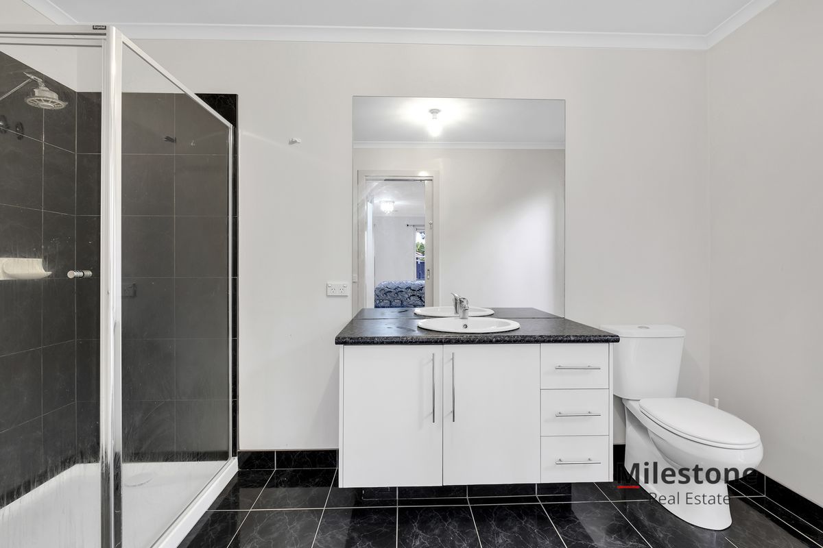 41 Kulkami Way, Cranbourne West