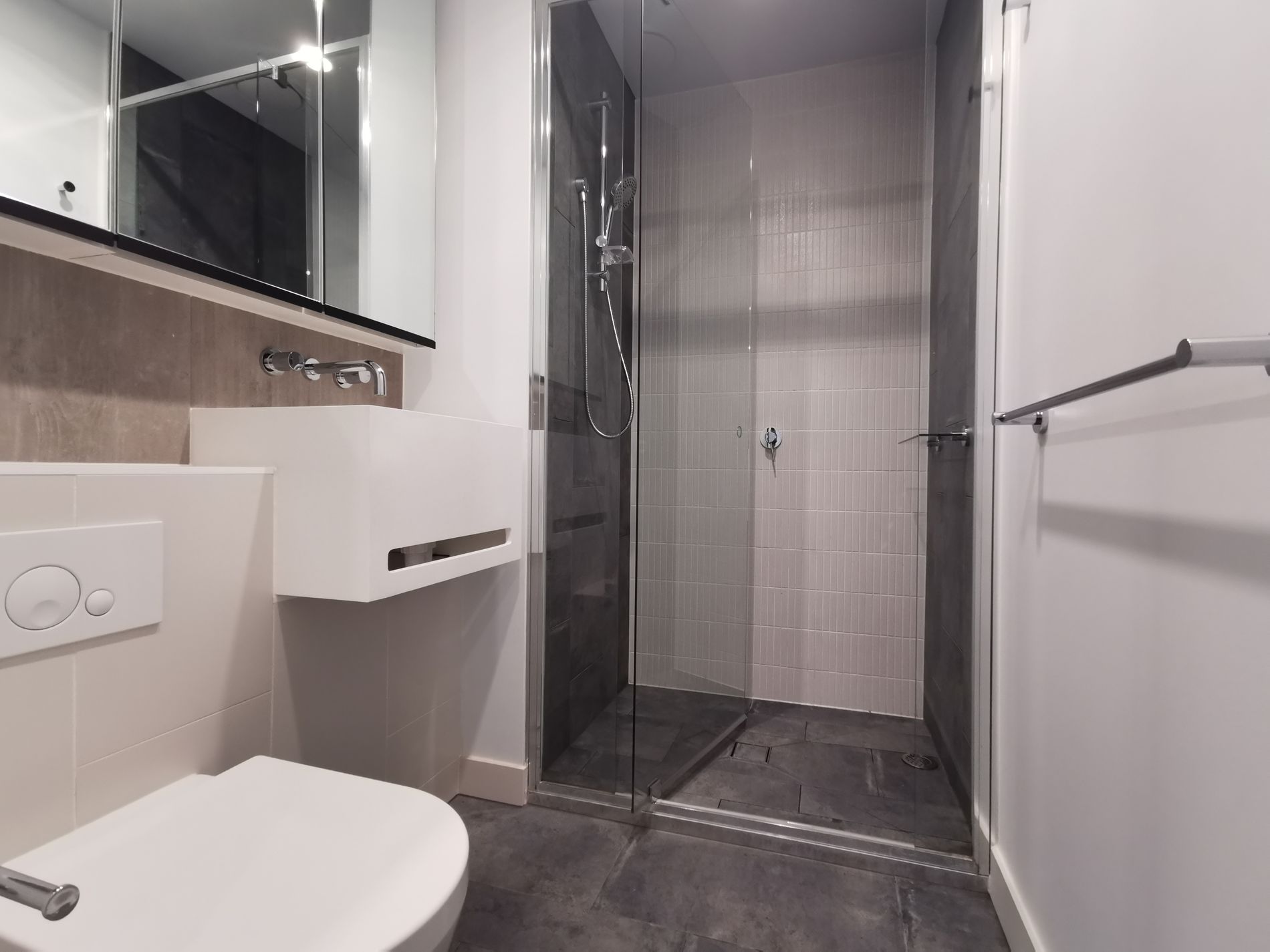 2105 / 60 A'Beckett Street, Melbourne