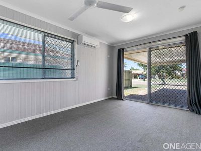 66 Ibis Boulevard, Eli Waters