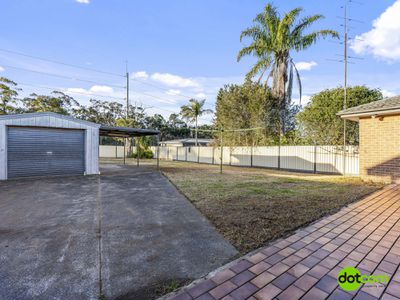 12 Deakin Avenue, Lake Munmorah