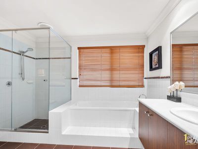 9 Brindabella Cres, Halls Head