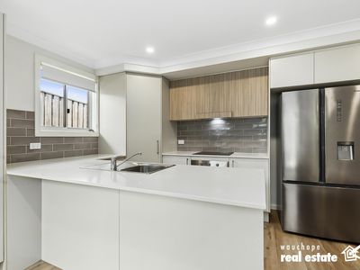 3b Manikato Way, Port Macquarie