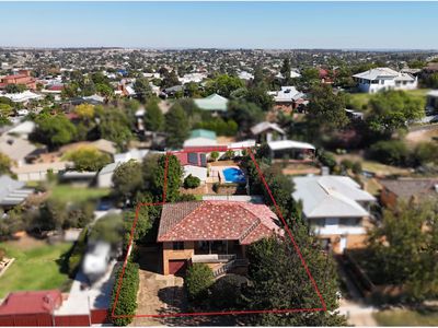 2 Albert Street, Parkes