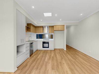 13 Sustain Street, Mambourin